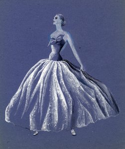 Frau im trägerlosen Ballkleid von Shirley Markham