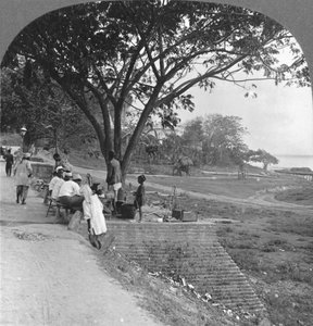 Flussufer und Ufer, Bhamo, Burma