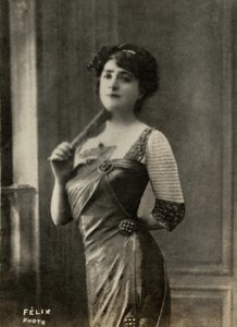 Porträt der französischen Künstlerin Marie Yahne