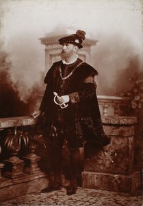 Spencer Compton Cavendish, 8. Herzog von Devonshire, als Kaiser Karl V., Der Diamant-Jubiläumsball der Herzogin von Devonshire im Devonshire House
