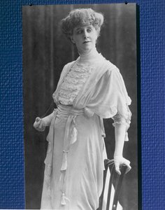 Manda Bjorling als Fräulein Julie (s/w Foto) von Swedish Photographer
