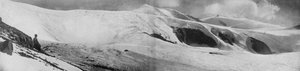 Lawinenklippen an der Südseite des Granite Harbour, ca. 1911 von T. Griffith Taylor