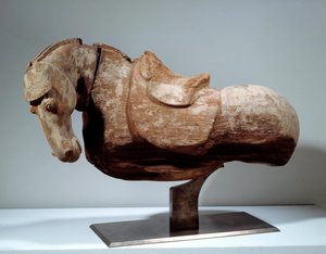 Chinesische Kunst: Holzpferd. Skulptur aus der Tang-Zeit (618 bis 907). Paris, Musee Cernuschi. von Tang Dynasty Chinese School