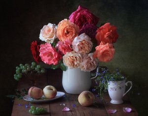 Vintage Rosen und Obst von Tatyana Skorokhod