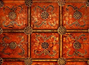 Decke des Predigtstuhls in Wat Phra That Lampang Luang
