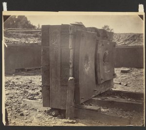 [Doppelläufige Boxkanone] von Timothy H. OSullivan