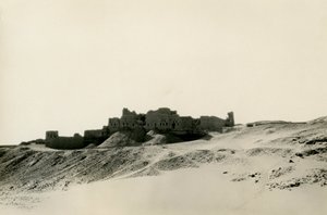 Kloster St. Simeon, von Norden gesehen, Assuan, Ägypten, Fotografie von Ugo Monneret de Villard von Ugo Monneret de Villard