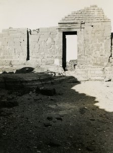 Ruinen des Tempels, Qasr Ibrim, Ägypten, Fotografie von Ugo Monneret de Villard von Ugo Monneret de Villard