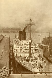 Ein berühmter französischer Liner, Die Paris 34.569 Tonnen, ca. 1930 von Unbekannt