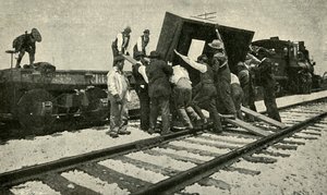 Ein Sondergüterzug nimmt es auf die Schienen, 1901 von Unbekannt
