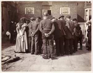 Fischauktion, um 1905