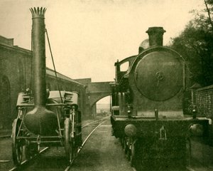 Ein Modell von Stephensons Rocket neben einer Lokomotive der George the Fifth Klasse, London von Unbekannt