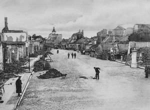 Eine Straße in Ortelsburg, Ostpreußen, Erster Weltkrieg, August 1915 von Unbekannt