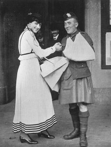 Ein Vorfall am Kriegshilfsflaggen-Tag, 1915