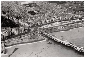 Luftaufnahme von Brighton, Sussex, aus einem Zeppelin, 1931-1933 von Unbekannt