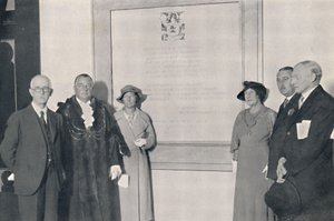 Nach der Wiedereröffnung der rekonstruierten Kuppel, 14. September 1935