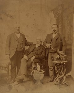 Albuminabzug von drei Mitgliedern der Familie Boyd, 1890-1930