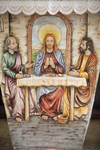 Altar, der Jesus mit den Emmaus-Pilgern darstellt, Depressa, Italien