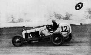 Amerikanisches Speedway-Rennen - Jack Ericson, auf drei Rädern, 1937