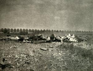 Und danach: Das Ende eines Heinkels auf einem französischen Feld, 1939-1940, 1941