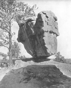 Balanced Rock, Garden of the Gods, Colorado, USA, ca. 1900 von Unbekannt