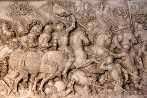 Basilika von St. Denis, Grab von Franz I. König von Frankreich und Claude von Frankreich, Relief der Stiftung, Darstellung der Schlacht von Cerisoles, hier die französische Kavallerie gegen die kaiserlichen Truppen, Saint-Denis, Frankreich von Unbekannt