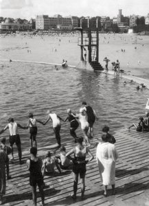 Schwimmbecken, Dinard, Bretagne, Frankreich, 20. Jahrhundert