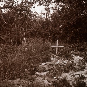 Leiche eines deutschen Soldaten, Ablain-Saint-Nazaire, Nordfrankreich, um 1914-1918 von Unbekannt