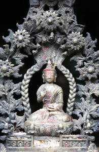 Buddha im Goldenen Tempel, Patan, Nepal