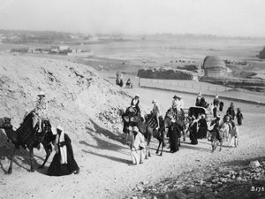 Kameltour, Gizeh, Ägypten, ca. 1920er-1930er Jahre