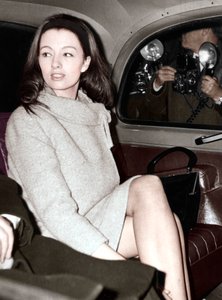 Christine Keeler kommt am Old Bailey an, London von Unbekannt