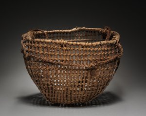 Muschelkorb mit Trageband, späte 1800er Jahre von Unbekannt