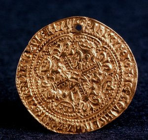 Münze Korabelnik von Zar Iwan III. Vorderseite: Blütenkreuz, 1471-1490 von Unbekannt