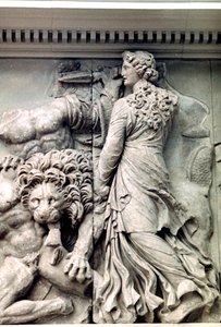 Detail vom Großen Fries des Pergamonaltars, 180-159 v. Chr. von Unbekannt