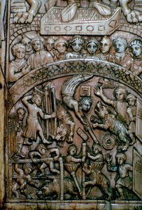 Detail eines Blattes eines byzantinischen Elfenbeindiptychons, das Männer und Bären im Zirkus zeigt von Unbekannt