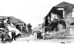 Erdbebenschäden, Duke Street, Kingston, Jamaika von Unbekannt