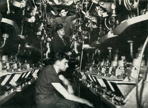 Maschinenraum eines britischen U-Boots, Zweiter Weltkrieg, 1945