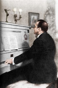 Enrico Caruso - Italiens berühmter Tenor am Klavier, um 1925 von Unbekannt