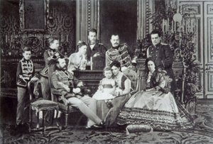 Familienporträt von Zar Alexander II. von Russland von Unbekannt