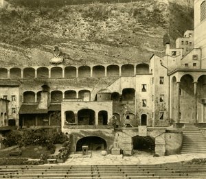 Faust-Stadt in der Felsenreitschule, Salzburg, Österreich, um 1935 von Unbekannt