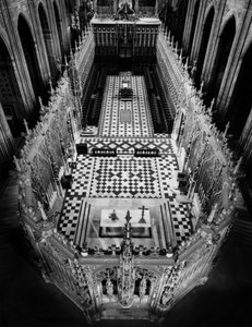 Gotische Architektur: Ansicht des Chorgitters der Kathedrale Saint Cecile d