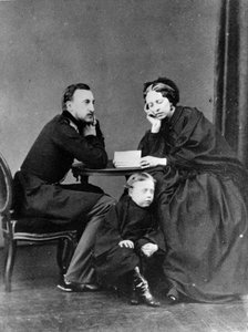 Großherzog Nikolaus Nikolajewitsch der Ältere von Russland mit seiner Frau und seinem Sohn, ca. 1861-1863