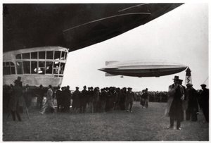 HM Luftschiff R100, 1930 1933