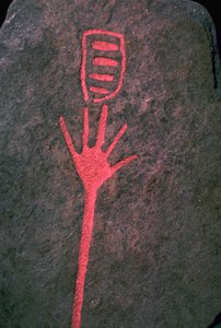 Hand in Stein gemeißelt, Bronzezeit