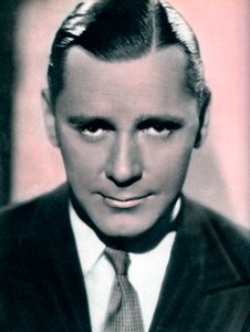 Herbert Marshall, britischer Film- und Theaterschauspieler, 1934-1935