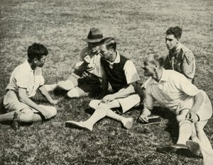 Im Lager in Southwold, Suffolk: Ein freundliches Gespräch, 1937