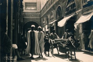 Im Basar, Tunis, Ägypten, 1936 von Unbekannt