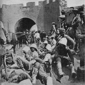 Im blumigen Land - Die Verwundeten der Alliierten am Schlammtor, Tientsin, 1900