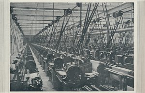 Innenansicht einer Baumwollspinnerei, 1910 von Unbekannt