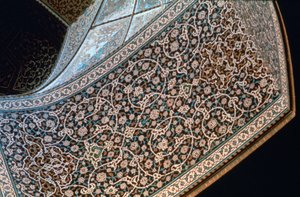 Innenraum eines Bogens, Moschee von Sheikh Lutfullah, Isfahan, Persien, um 1615